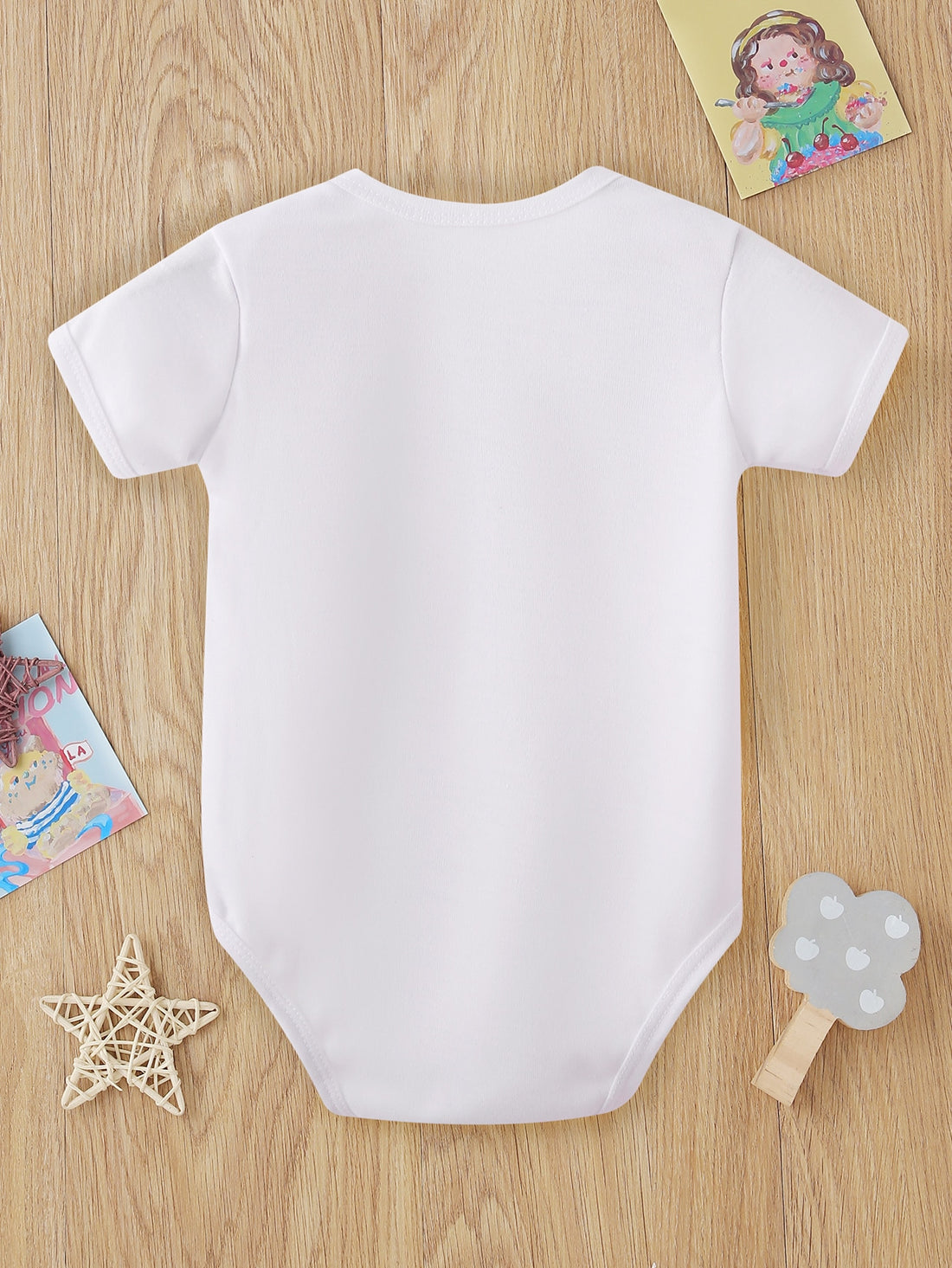 Conquer your next adventure with our Baby Boy Slogan Graphic Popper Bodysuit! Made with soft, comfortable fabric and easy-to-use poppers, your little one will be ready to take on any challenge in style. Show off their daring personality with the bold slogans featured on this bodysuit.