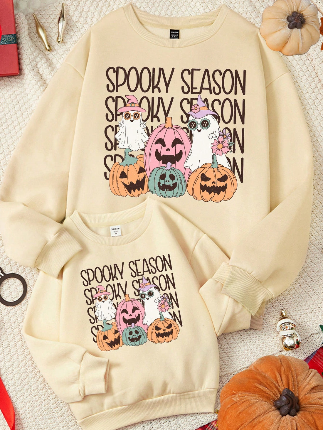 Stay cozy and stylish this fall with our pumpkin print sweatshirt for young girls. Featuring a fun and festive design, this sweatshirt is perfect for the upcoming Halloween season. Made with comfortable materials, it's the perfect addition to your little one's wardrobe.