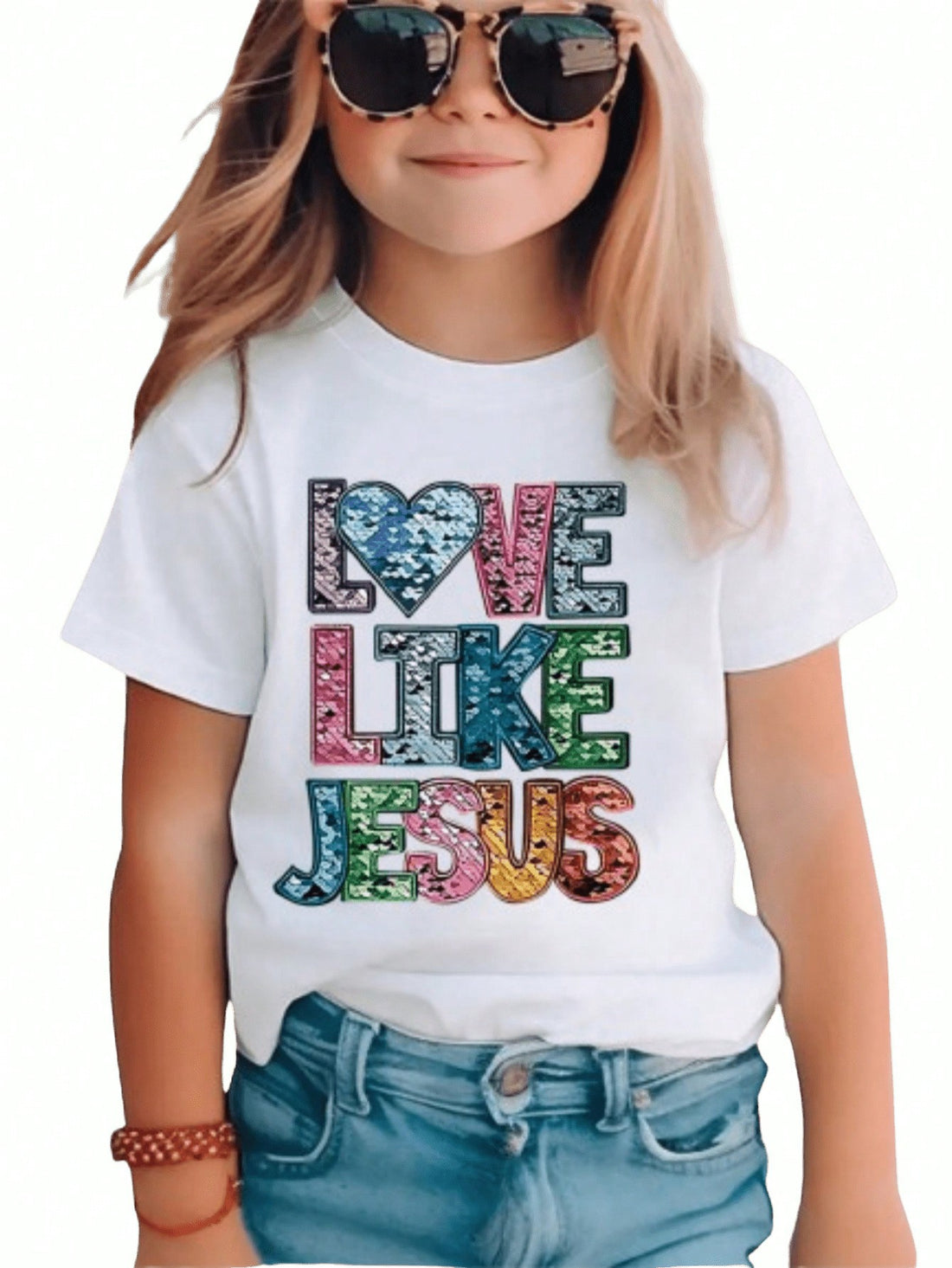 Experience the thrill of summer with our Chic Summer Vibes t-shirt for young girls! This casual t-shirt is perfect for any adventurous girl looking to make a statement. Show off your bold style and take on the season with confidence in our comfortable and fashionable t-shirt.